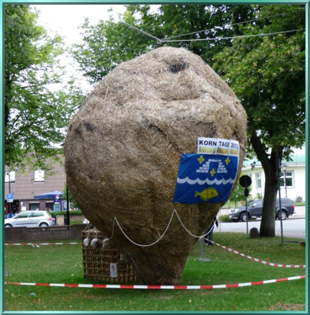 strohfiguren2-2013-stein1